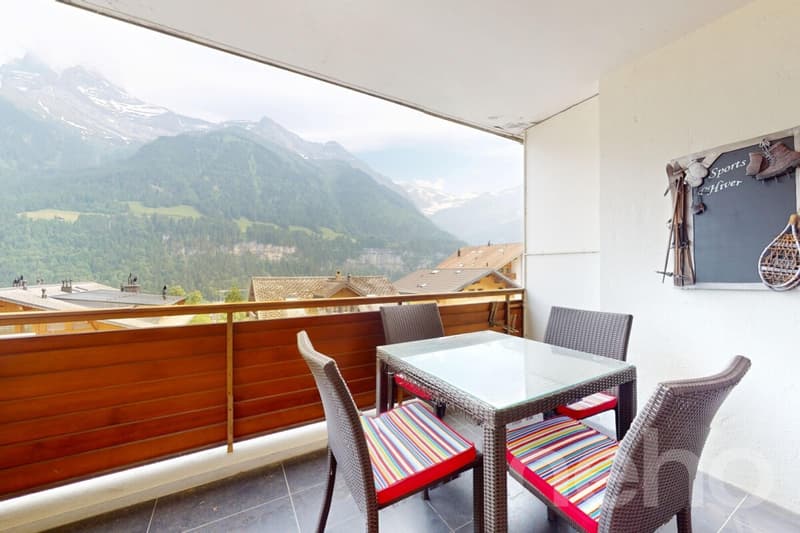 Apartment completely renovated in the center of Champéry, panoramic view (10)
