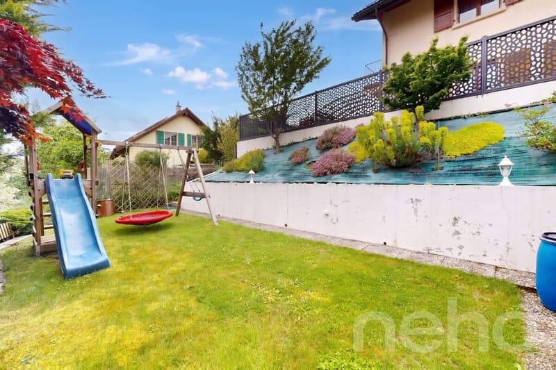Casa familiare luminosa con giardino (12)