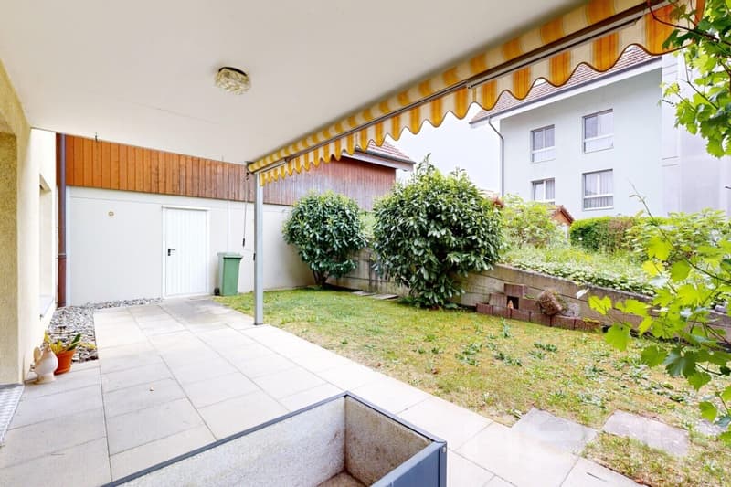Family-friendly 4.5-room apartment with garden (9)