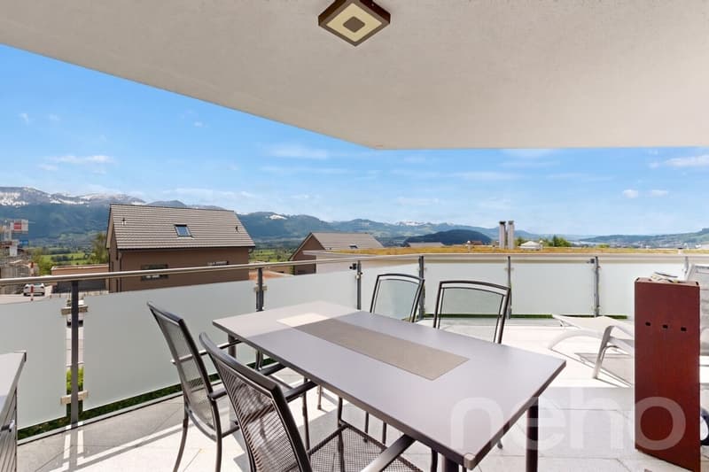 Appartement luxueux 4.5 pièces avec une vue imprenable et inoubliable (9)