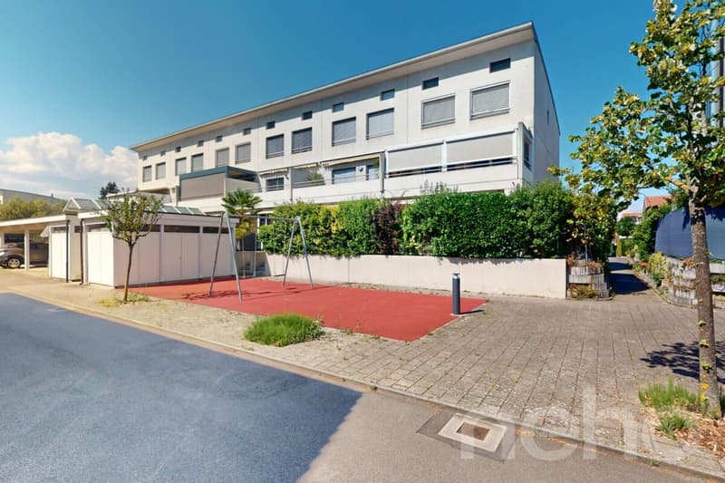 Spacieux duplex en attique ? Volume et confort contemporain (12)