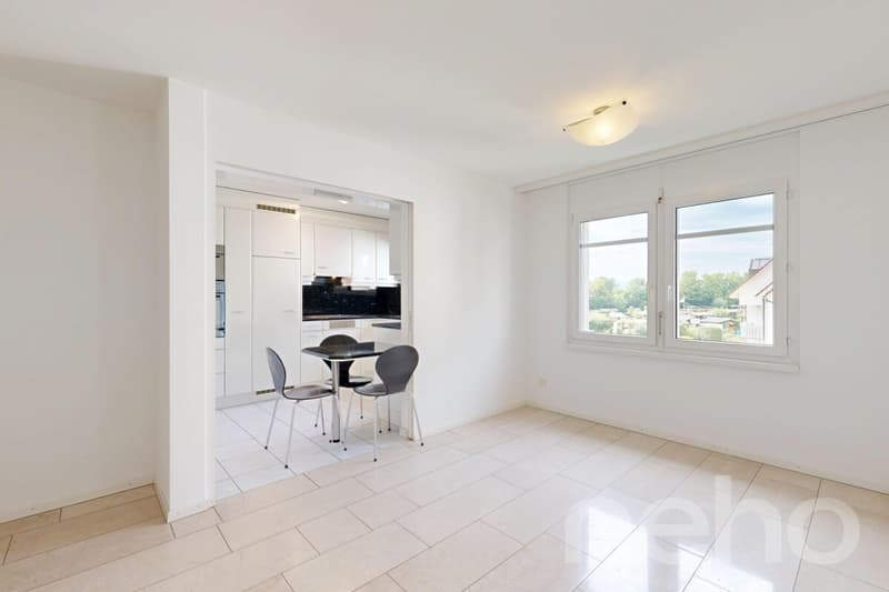 Appartement lumineux 4.5 pièces avec balcon sud à Volketswil (12)