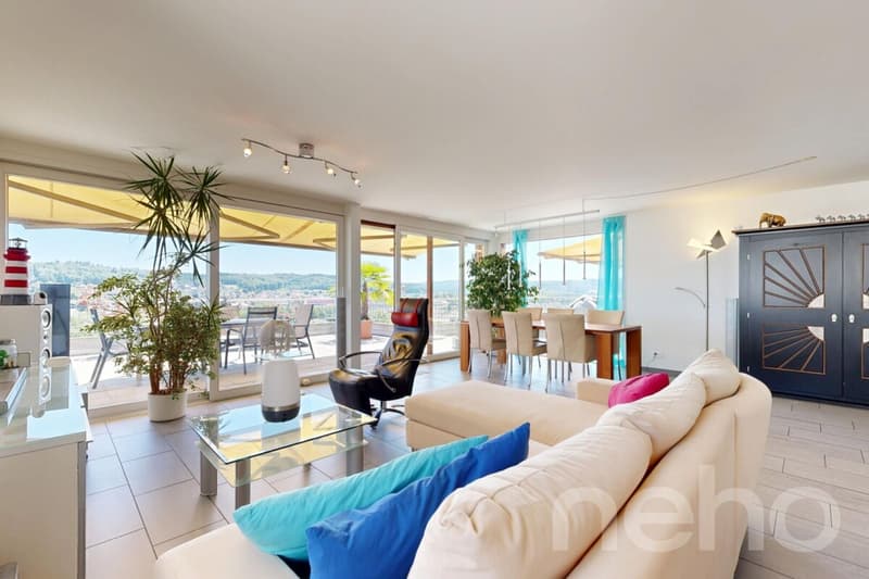 Terrassenwohnung mit Panorama und viel Wohnqualität (2)