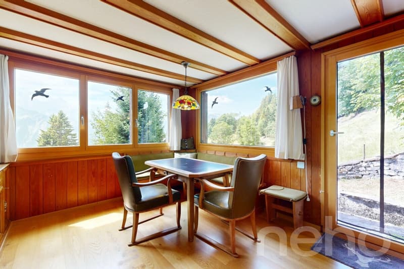 Alpines Chalet mit Einliegerwohnung und traumhafter Bergsicht (2)