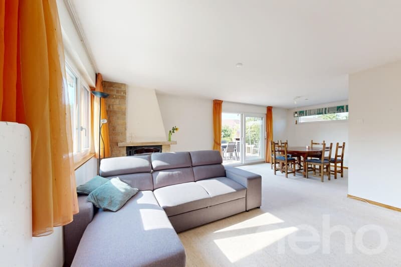 Bright Family House with Garden and Potential for a Studio (4)