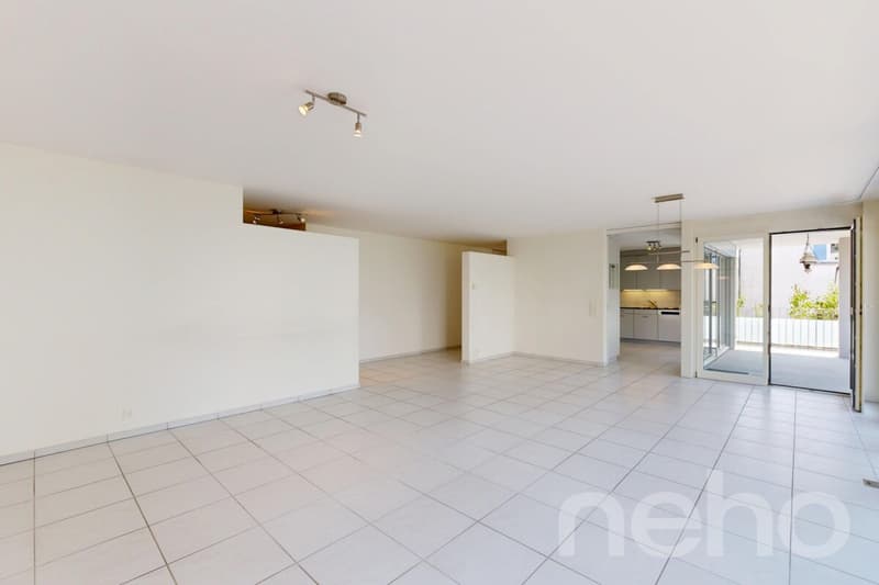 Grosszügige Eigentumswohnung mit 27 m² Balkon an ruhiger Wohnlage (4)