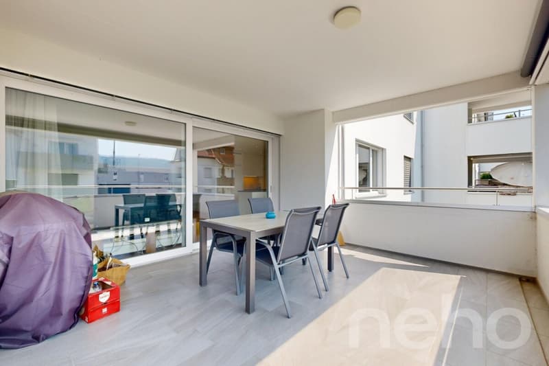 Gepflegte 4.5-Zimmer WHG mit grosszügigem Balkon und zwei TG-Plätzen (5)