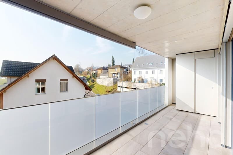 Moderne 3.5-Zi.-Wohnung mit grossem Balkon und Option für 2 Parkplätze (11)