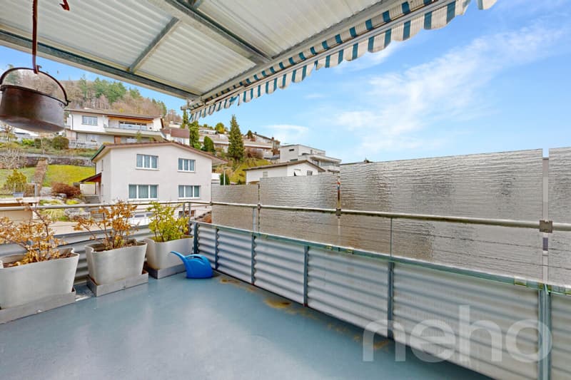 Helle Attikawohnung mit Dachterrasse, Cheminée & Charme (12)