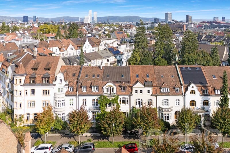 Villa di città elegante nel quartiere popolare di Bachletten (1)
