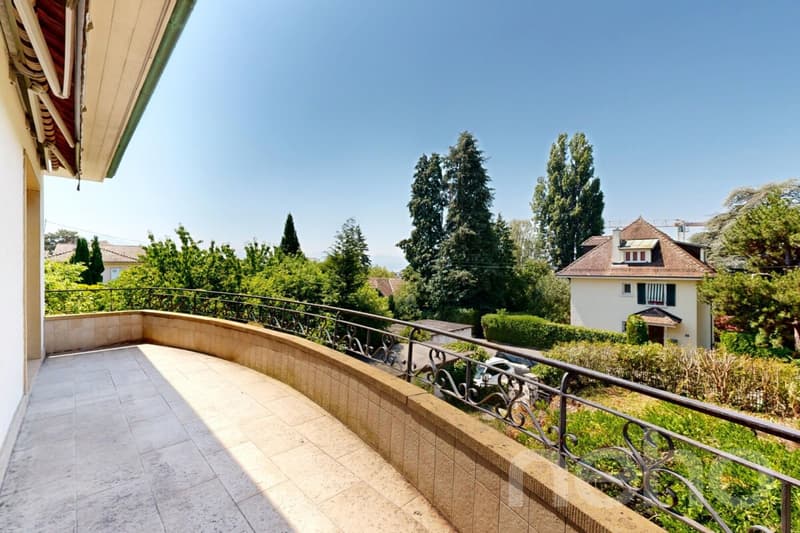 Magnifique villa de caractère aux portes de Lausanne (11)