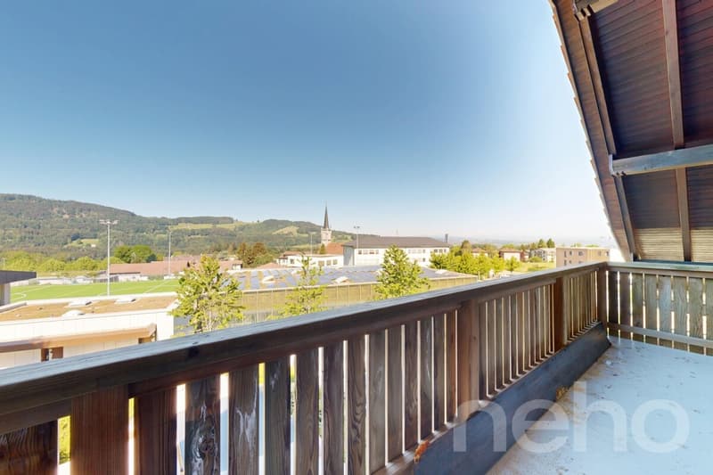 Grand duplex 3.5 pièces lumineux et bien agencé (12)
