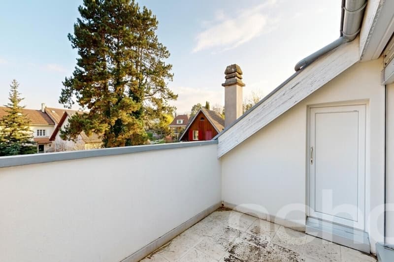5 pièces, 180 m²: Belle maison mitoyenne en bout avec jardin à Mies (8)