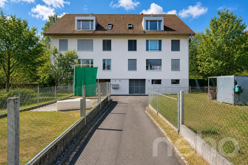 Moderne 4.5-Z' Dachwohnung mit an zentraler und dennoch ruhiger Lage (9)
