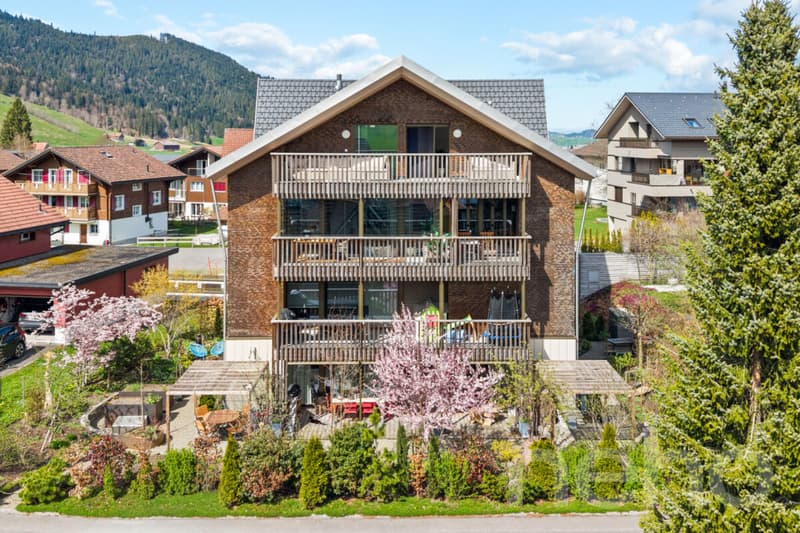 Hochwertige Attika Maisonette mit Alpine Chic Charakter (2)