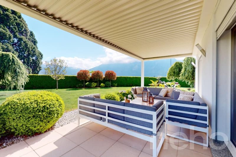 Maison meublée d?exception à Aigle avec vue et grand jardin (3)