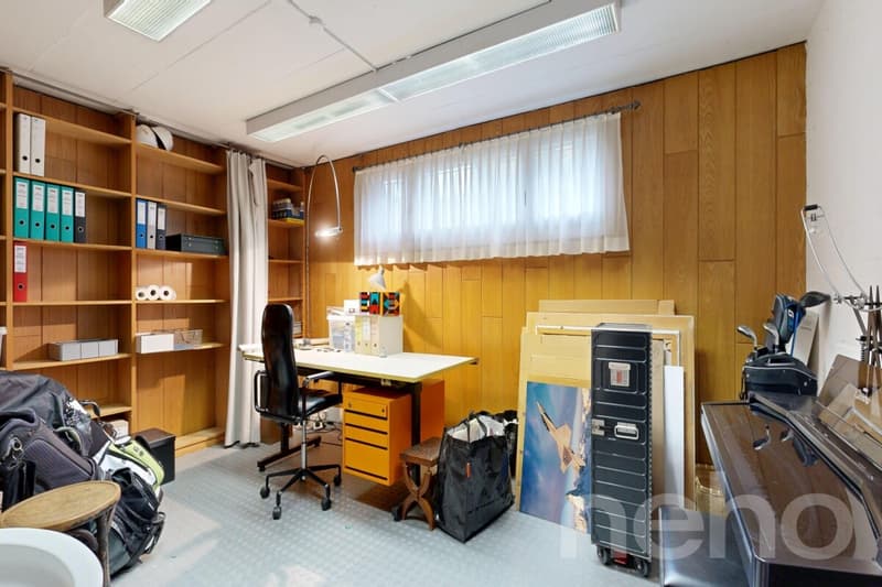 Attraktive 4.5-Zimmer-Attikawohnung mit sonnenverwöhnter Terrasse (12)