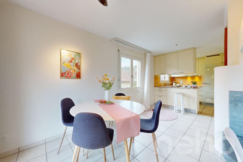 Lichtdurchflutete 5.5-Zimmer-Dachmaisonette mit Galerie und Balkon (2)