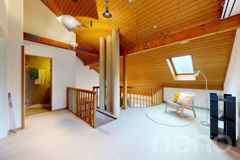 Lichtdurchflutete 5.5-Zimmer-Dachmaisonette mit Galerie und Balkon (8)