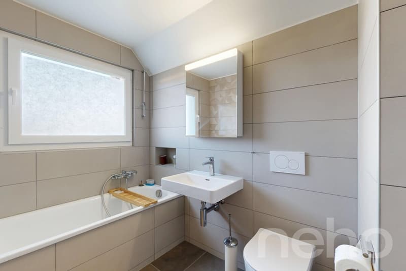 Villa individuelle rénovée avec rooftop et vue dégagée (10)