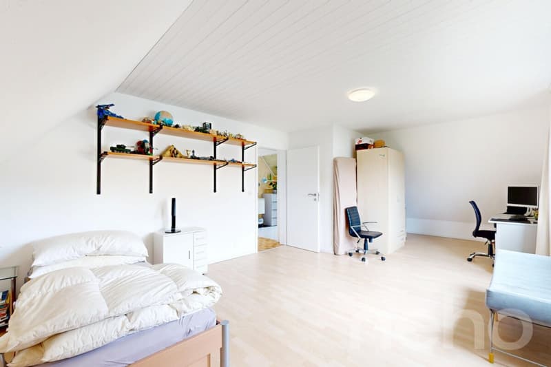 Maison individuelle avec grand jardin et bureau à Colombier (8)