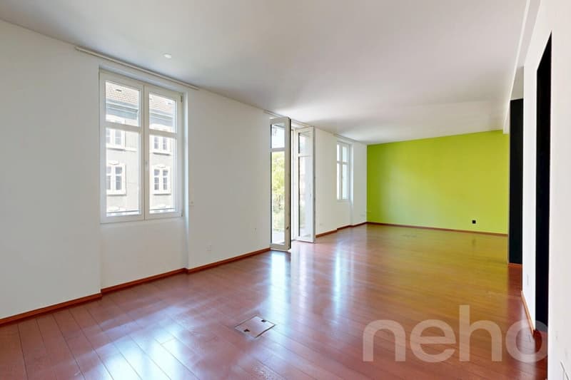 Stylisches Loft-Wohngefühl mit zwei Balkonen in Basel (7)