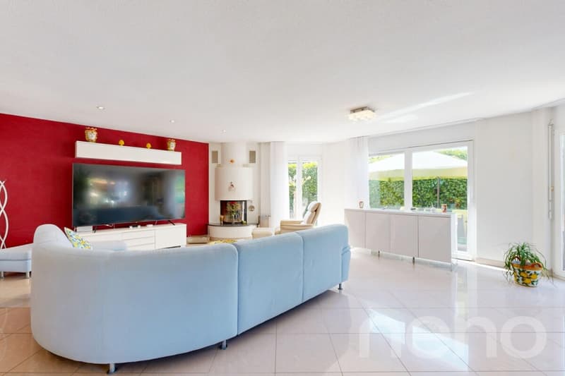 Superbe maison familiale avec piscine et cuisine d'été au calme (5)