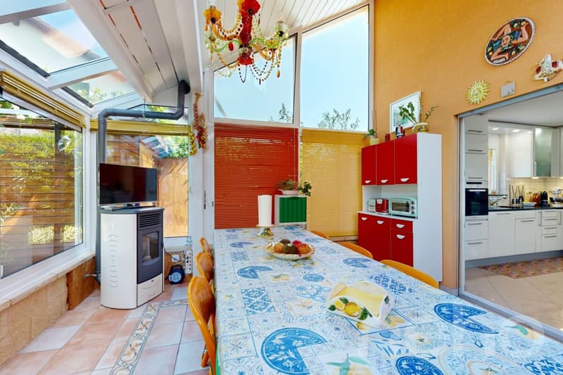 Superbe maison familiale avec piscine et cuisine d'été au calme (8)