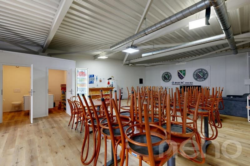 Immeuble de rendement avec 3 locaux commerciaux à Monthey (11)