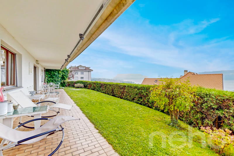 Vue panoramique et jardin privatif - un cadre de vie d?exception! (2)