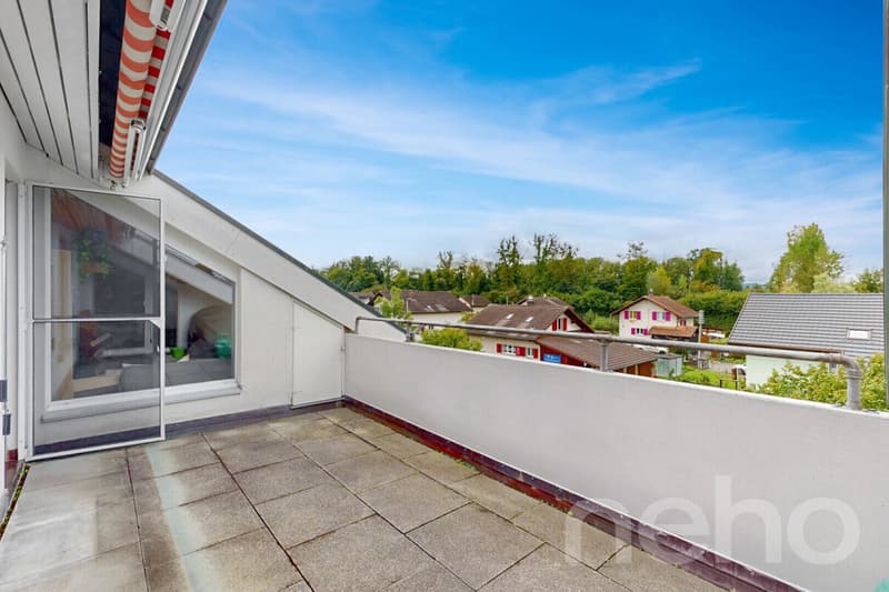 Preiswerte Dachwohnung mit 131 m² nahe Emme und Zentrum (11)