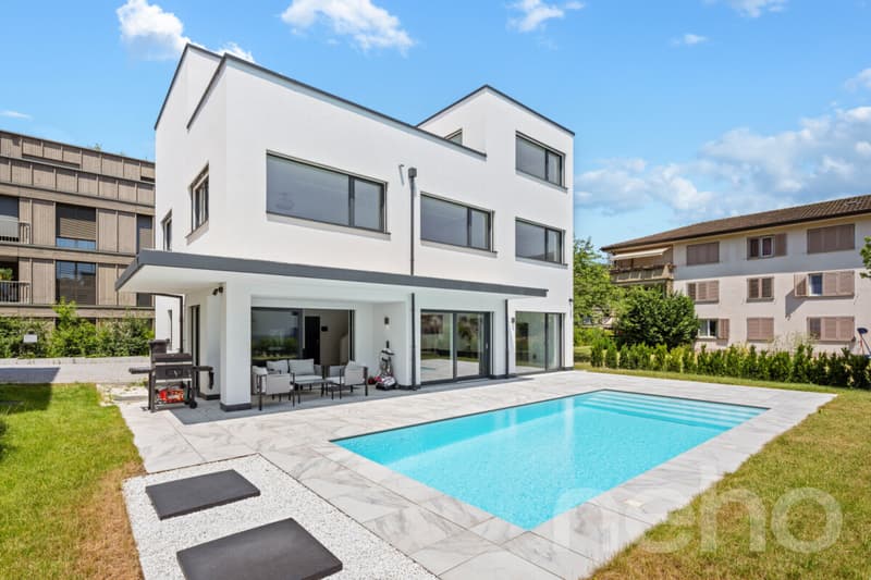 Luxuriöses 7.5  Zimmerhaus mit Aussenpool - Exklusives Wohnen in Suhr (11)