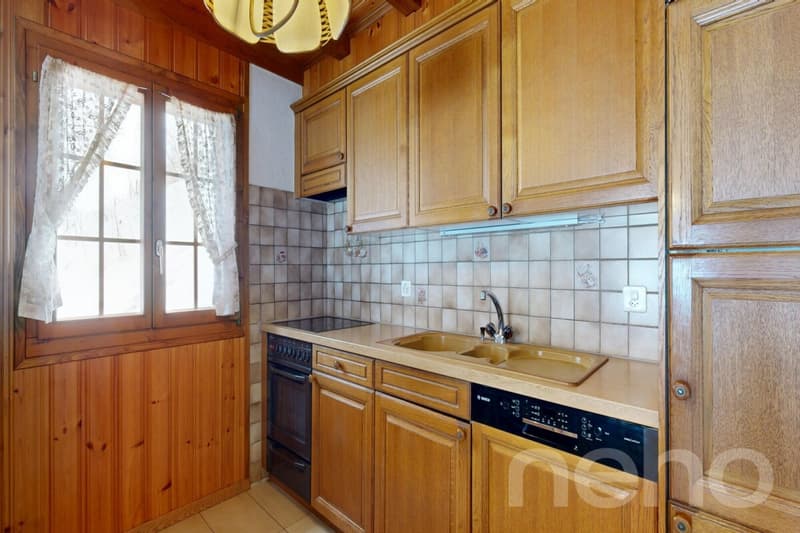 Exclusif : Chalet de 4 chambres avec garage (5)