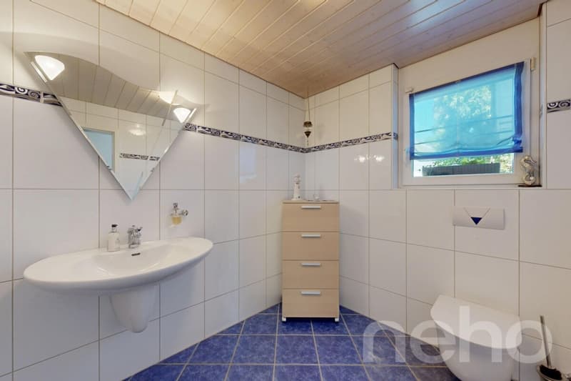 Stilvolles Zuhause mit unverbaubarer Aussicht und Pool (8)