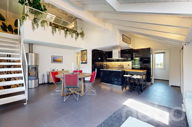Grosse 2.5-Zimmer-Maisonette-Dachwohnung in Wirzweli (2)