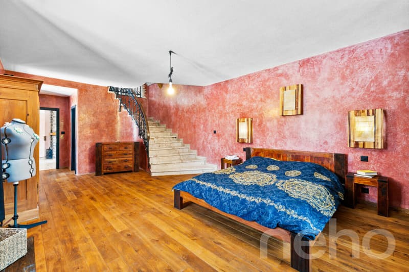 Exclusif: Magnifique propriété avec maison de maître et hangar (7)