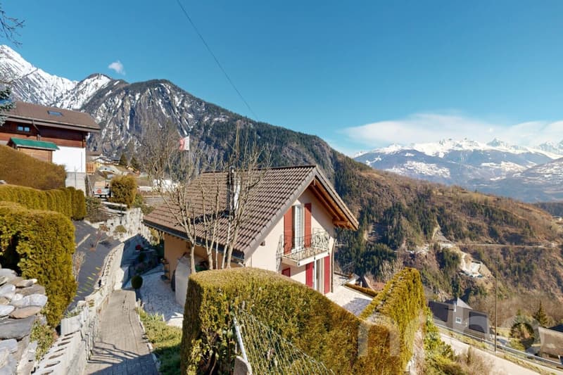Villa individuelle - vue imprenable et studio indépendant à Daillon (3)