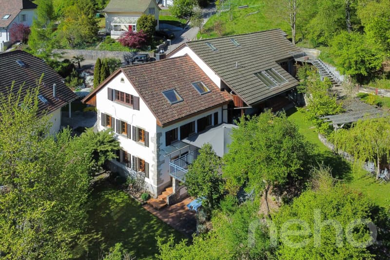 Historisches 6 Zimmerhaus mit Einliegerwohnung und Aussicht (2)
