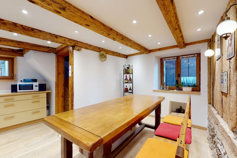 Superbe propriété avec cachet et gros potentiel au coeur de St-Légier (5)