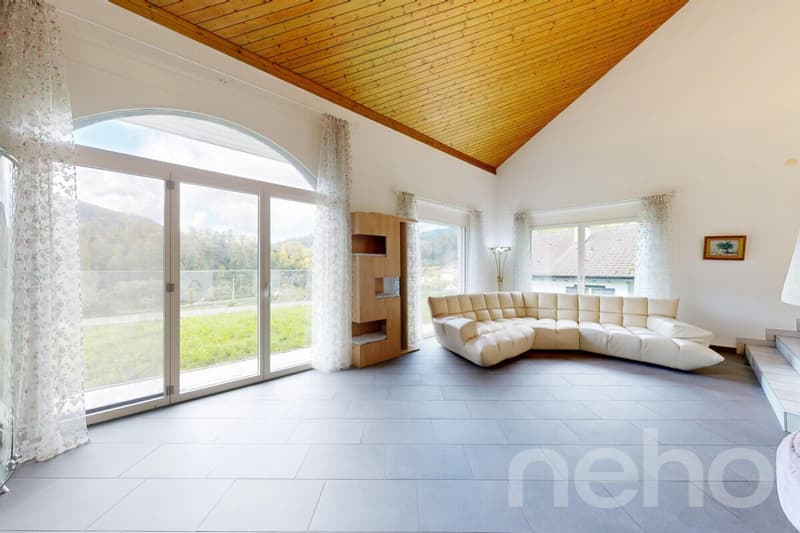 Villa in der Idylle mit Weitsicht auf die Berge (2)