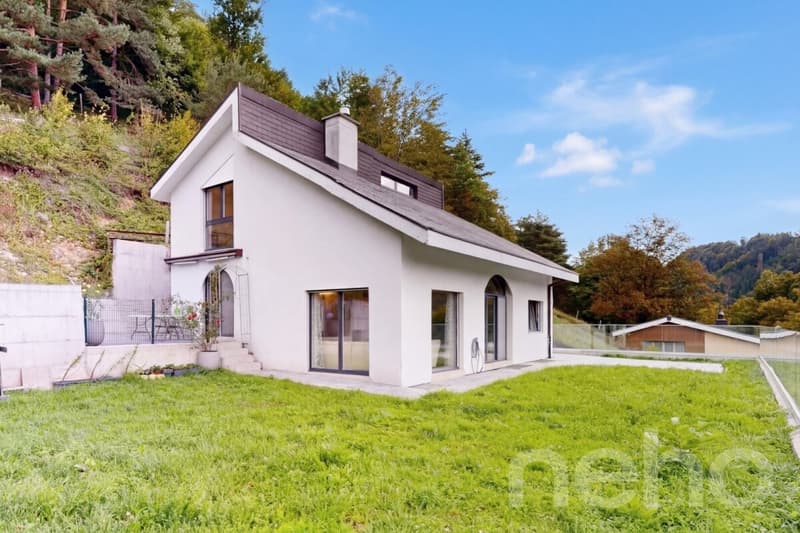 Villa in der Idylle mit Weitsicht auf die Berge (3)
