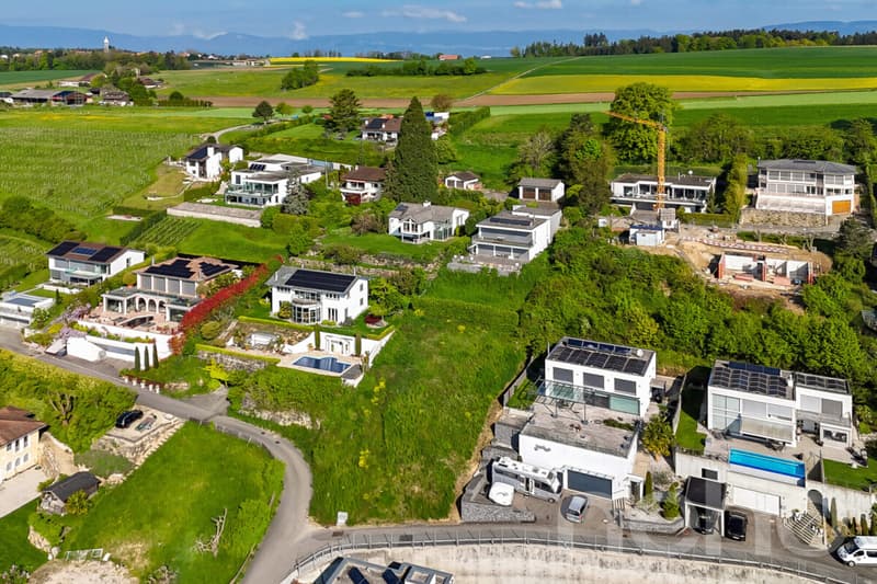 Villa d'architecte avec vue panoramique sur le lac et les montagnes (8)