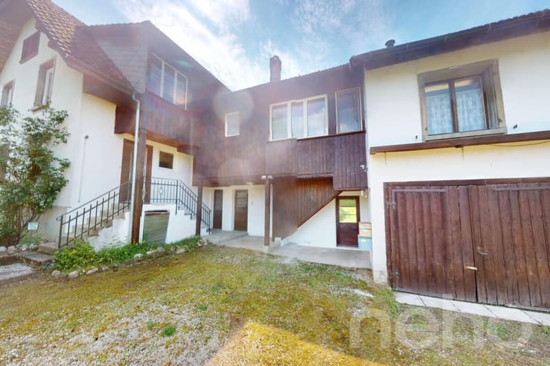 Zweifamilienhaus im Grünen mit 400 m² gewerblich nutzbarem Schuppen (3)
