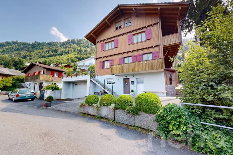 Einfamilienhaus mit Chalet Charakter. Sonnenlage mit Weitsicht (3)
