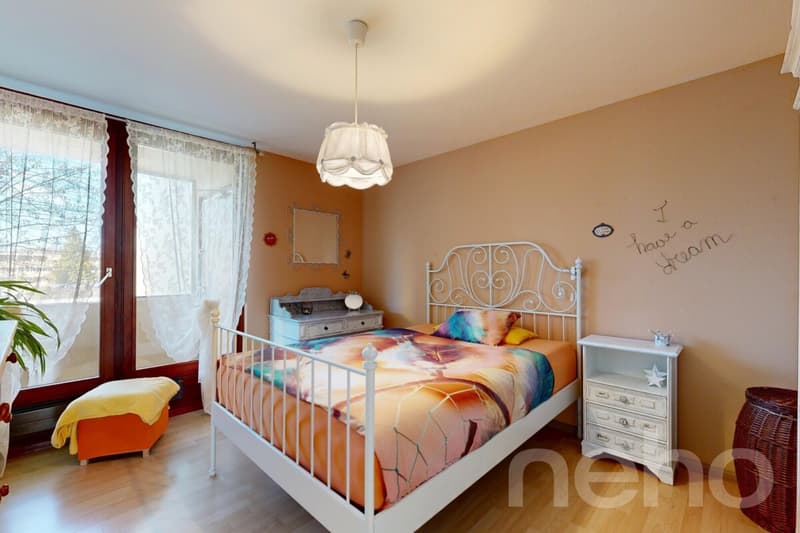 Lichtdurchflutete 5.5-Zimmer-Wohnung mit sonnigem Balkon (8)