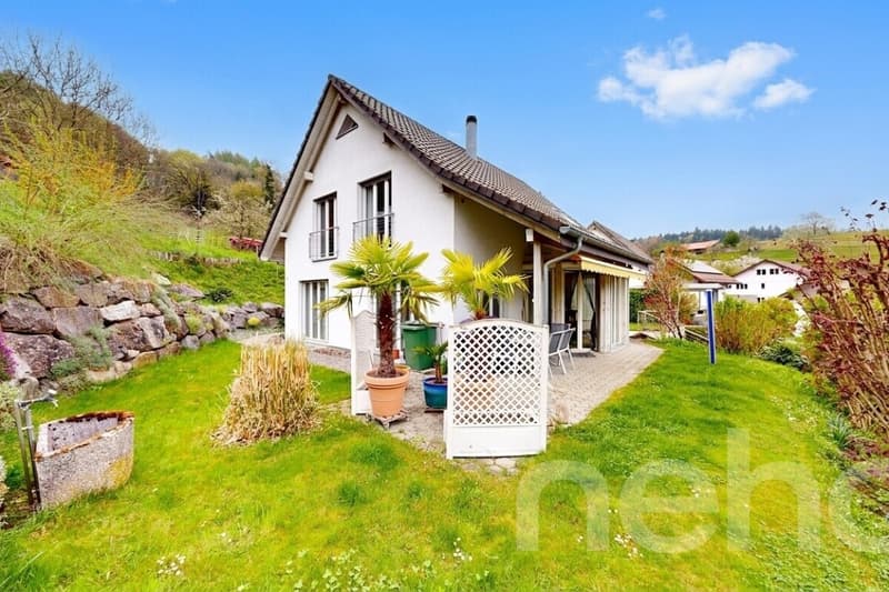 Stilvolles 6.5-Zimmerhaus in erhöhter Lage mit Weitblick (11)