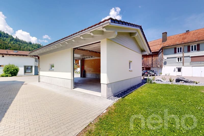 Einfamilienhaus mit über 260 m² Nutzfläche und grosser Garage (12)