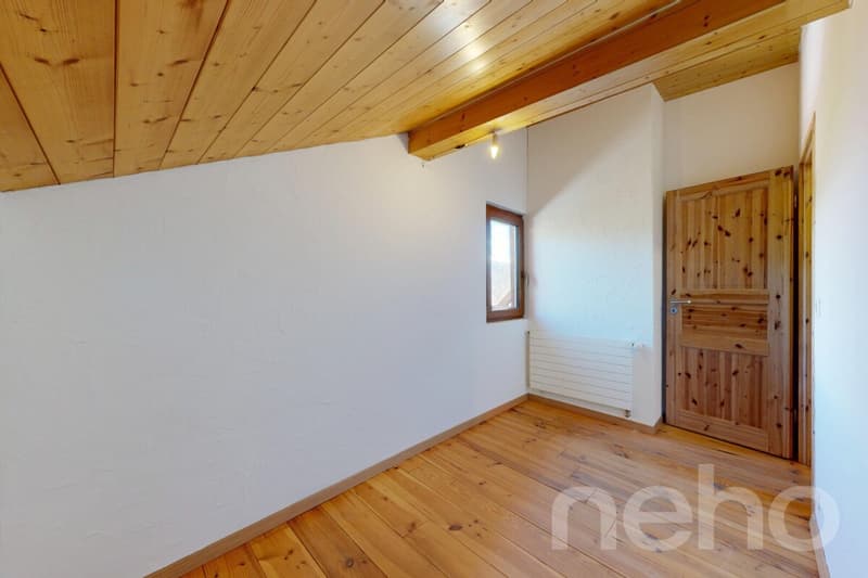 À 3 minutes de Nendaz ? Chalet rénové avec cachet et vue Alpes (12)