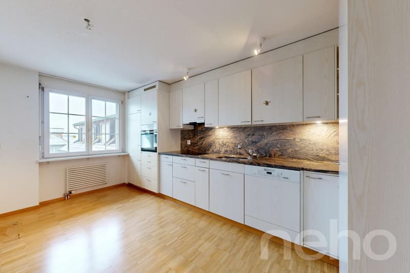 Charmante 5.5-Zimmer-Wohnung mit Potenzial im Herzen von Weinfelden (4)
