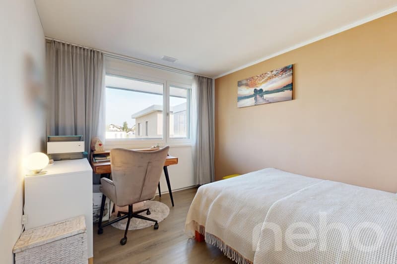Moderne 4.5-Zimmer-Wohnung an der Bauzonengrenze (10)